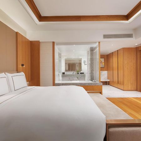 Melia Yangon Hotel Exterior photo