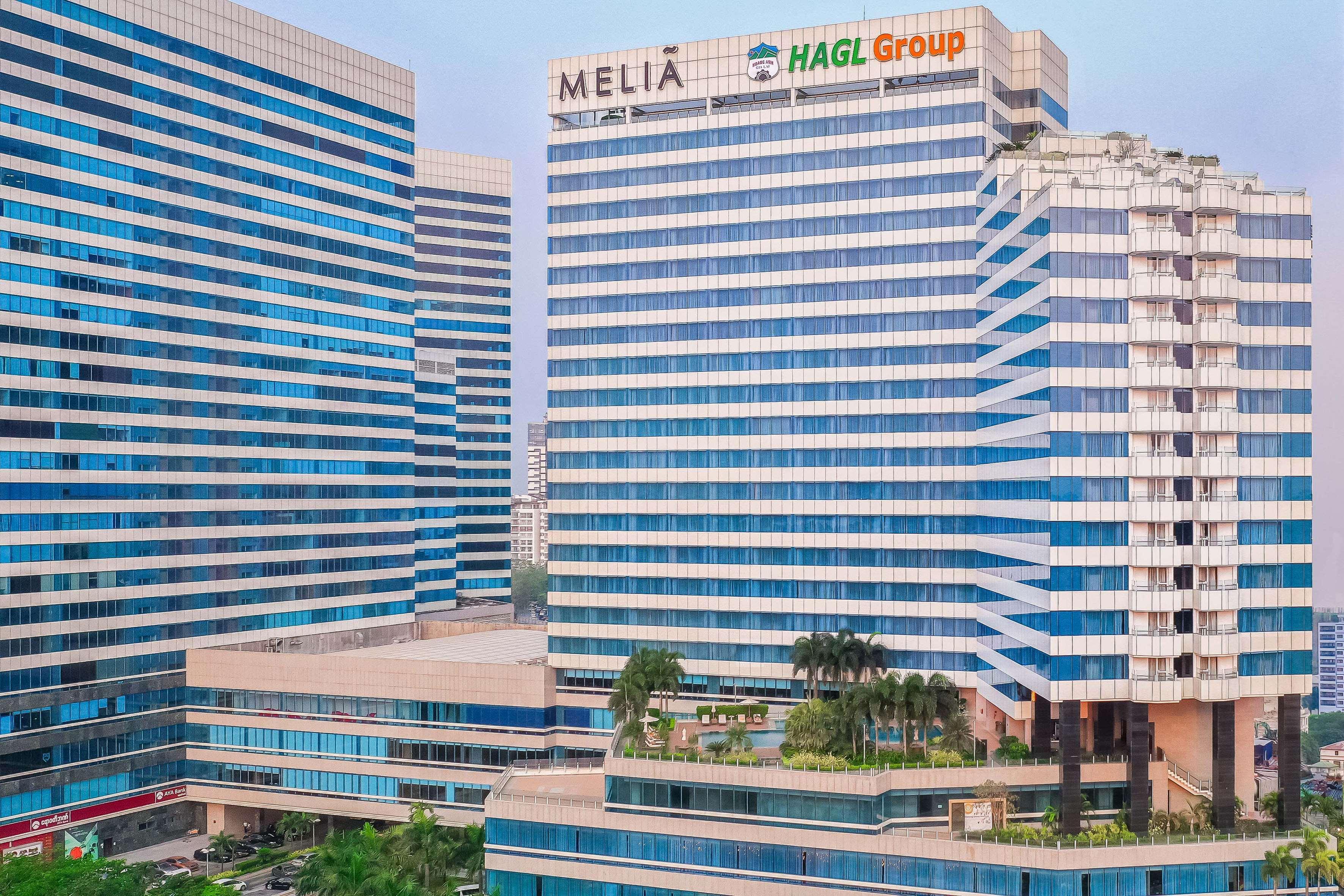 Melia Yangon Hotel Exterior photo
