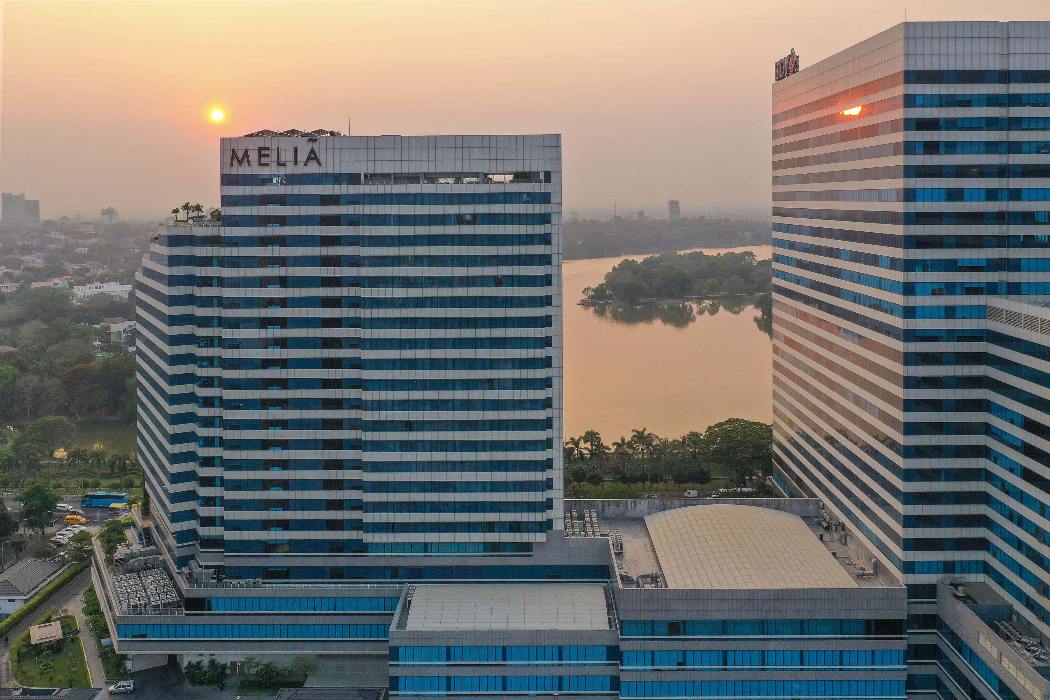 Melia Yangon Hotel Exterior photo