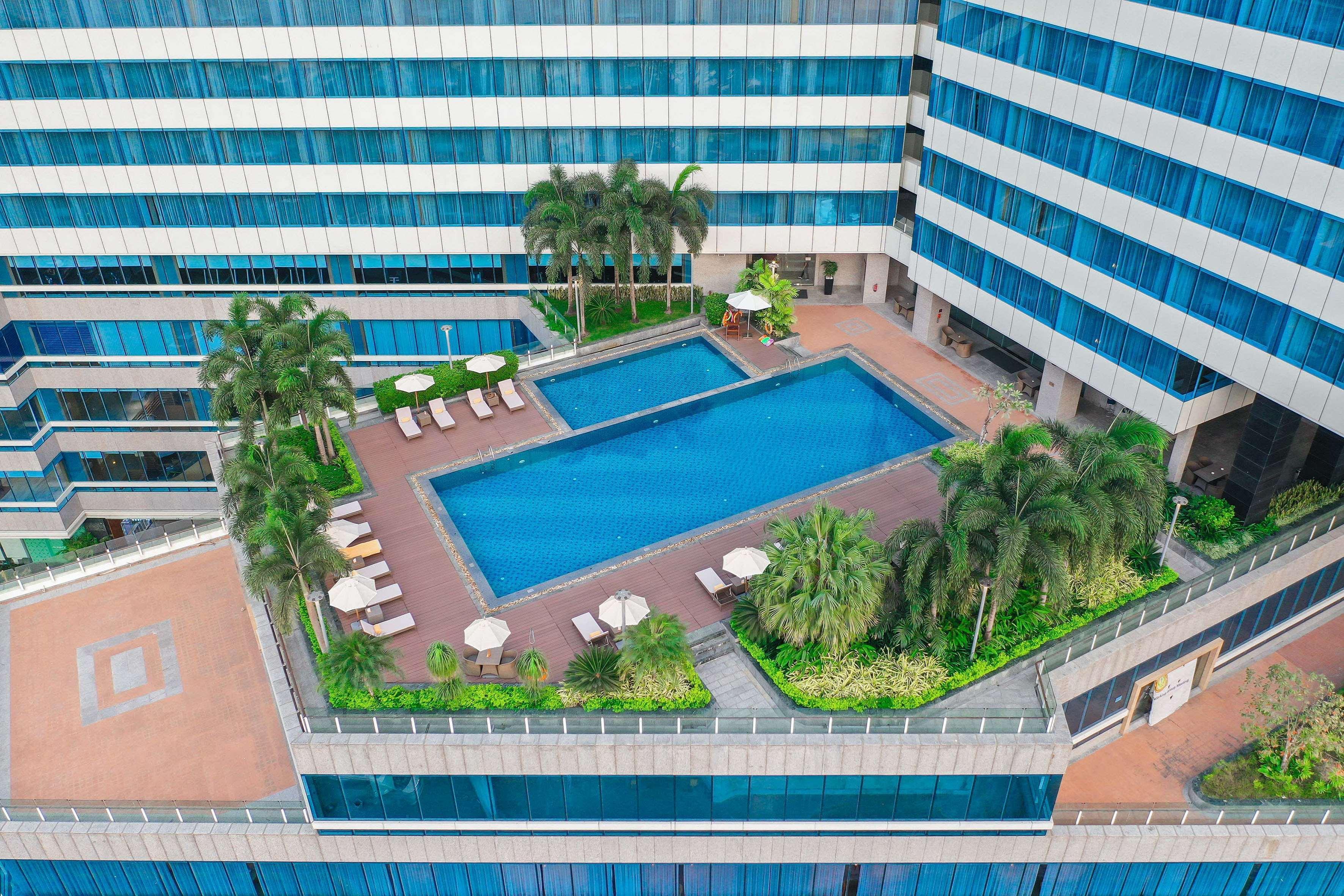 Melia Yangon Hotel Exterior photo