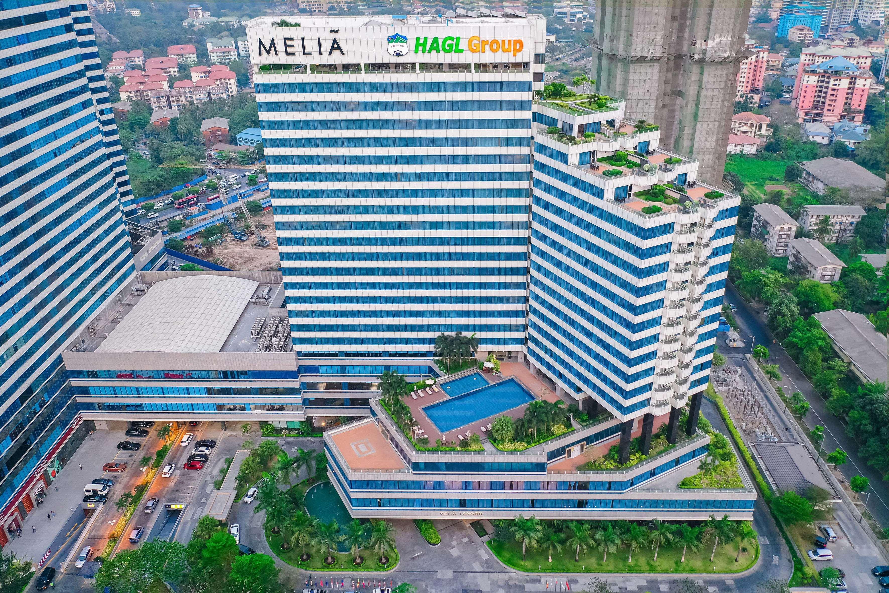 Melia Yangon Hotel Exterior photo